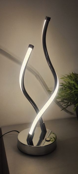 Candeeiro de mesa Helix Led