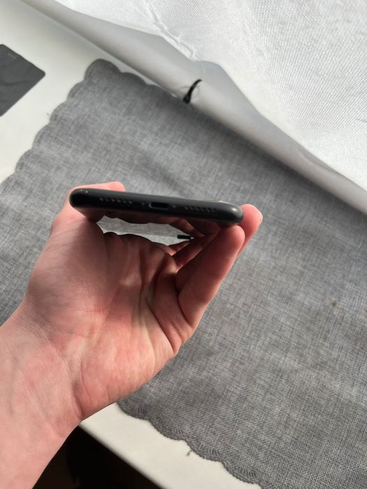 iPhone XR 128Gb телефон