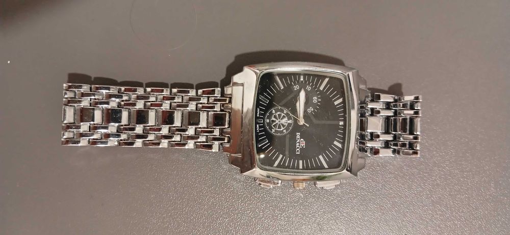 Чоловічий годинник Denacci