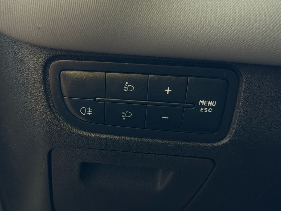 Fiat Linea 2013 рік 1.4 газ/бензин