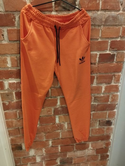Spodnie dresowe damskie