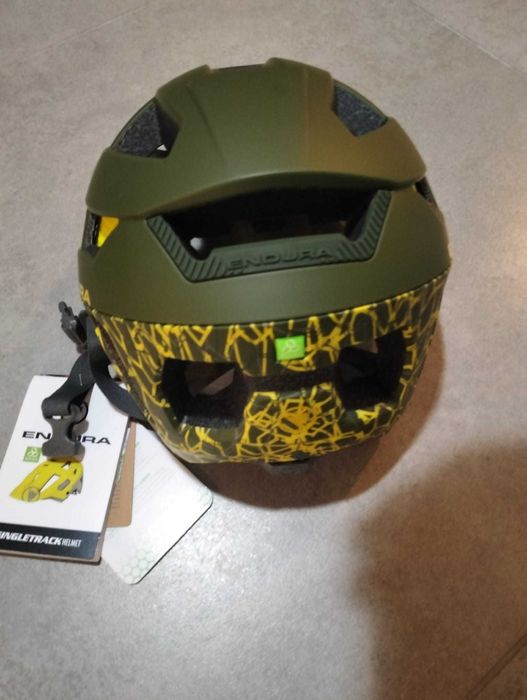 Capacete Endura Singletrack  verde azeitona NOVO