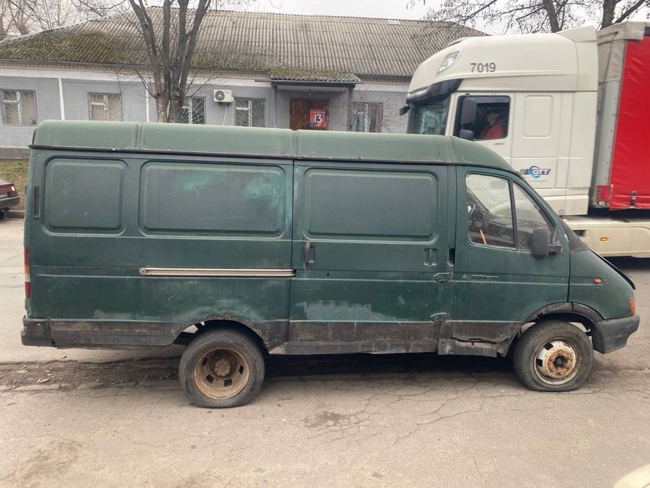 Газель 1999 року на ходу, на газу