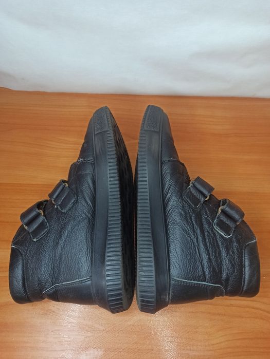 Зимние кожаные ботинки для мальчика б/у размер 37