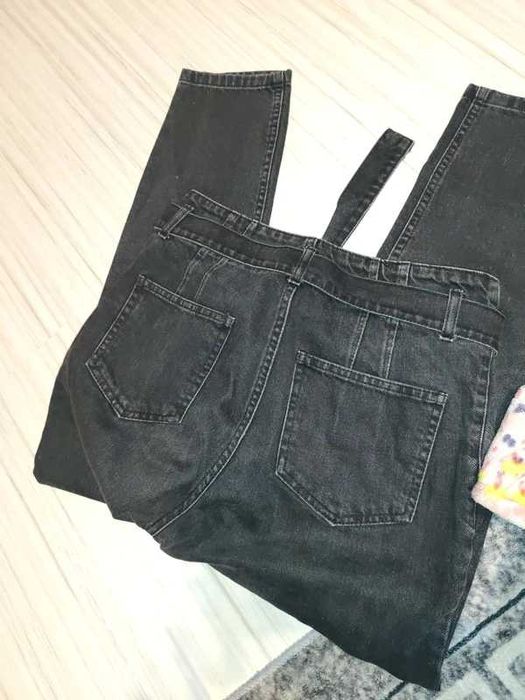 spodnie rozm. M firmy Answear