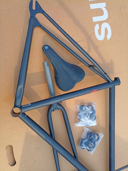 Nowy rama Framset Fuji ostre koło + stery widelec flip flop  Promocja