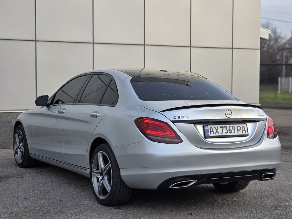 Продам свой Mercedes Benz C300 2л ( ПОЛНЫЙ ПРИВОД )