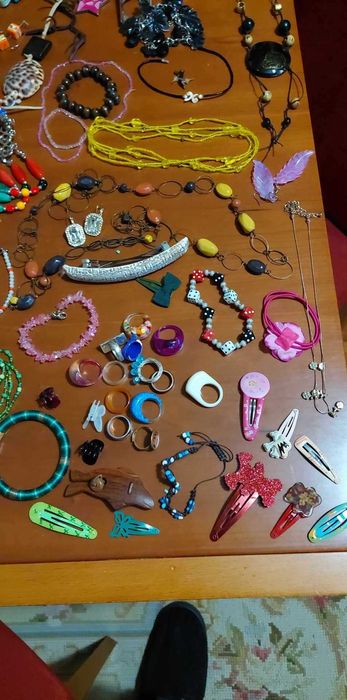 Bijuteria diversa / Acessórios moda diversos