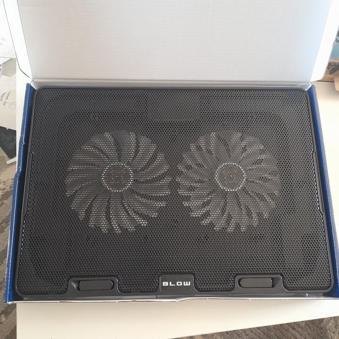 Podstawka chłodząca do laptopa