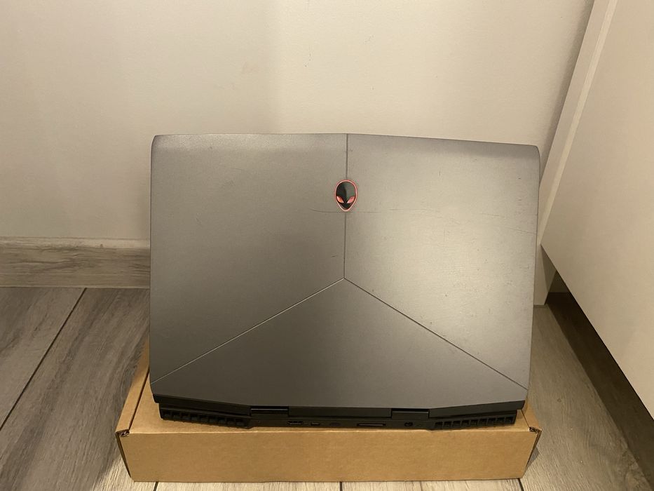 Laptop gamingowy Alienware M15 i7/32/512 RTX 2070 Tarczyn • OLX.pl