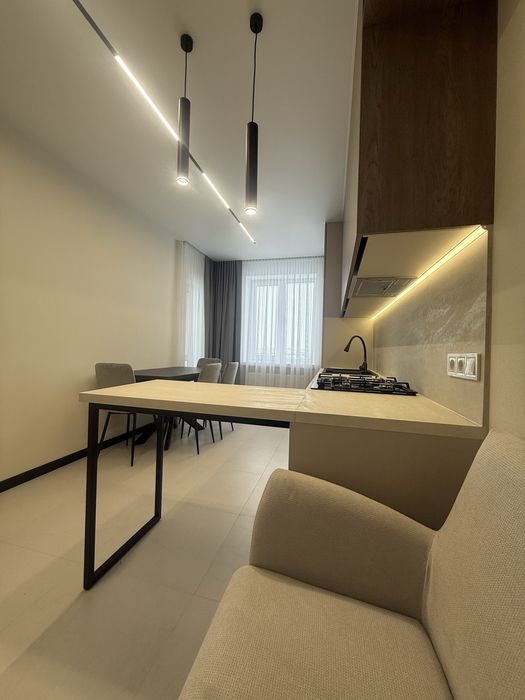 НОВА 2 кім. Квартира з ремонтом та меблями