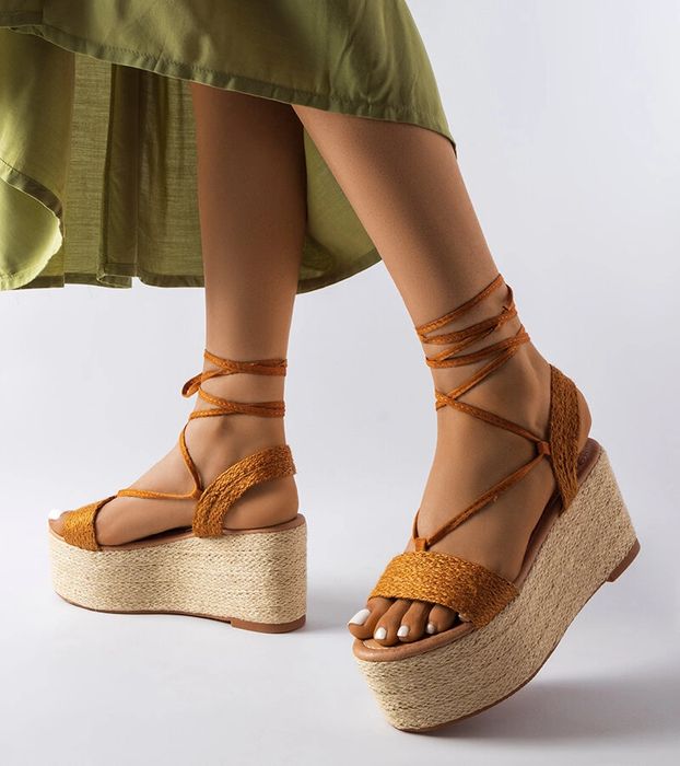 Brązowe espadryle na platformie Silvetta