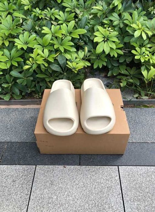 adidas Yeezy Slide Onyx R.39