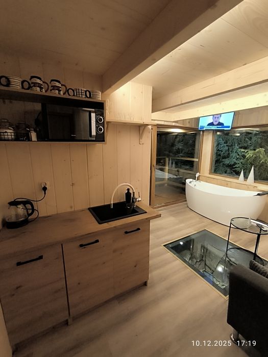 Domek nad wodospadem dla pary