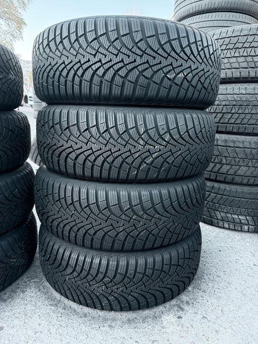 205 55 16 Goodyear Ultragrip 9 90% 2024 Шини Зима