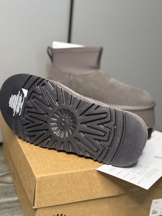 Сірі угг ugg classic mini dipper угі угги