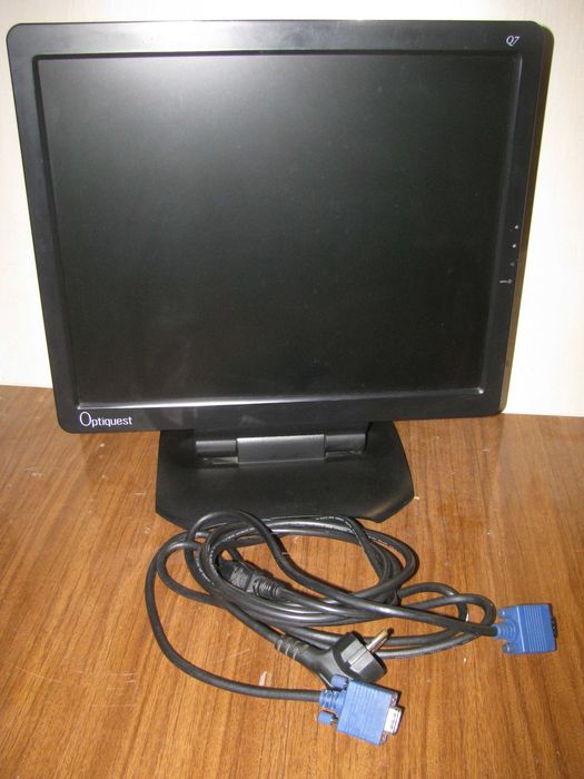 Монитор Optiquest Q7  в идеале.