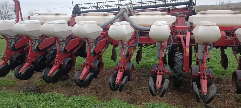 Продам сівалку Вега 8 профі.          .