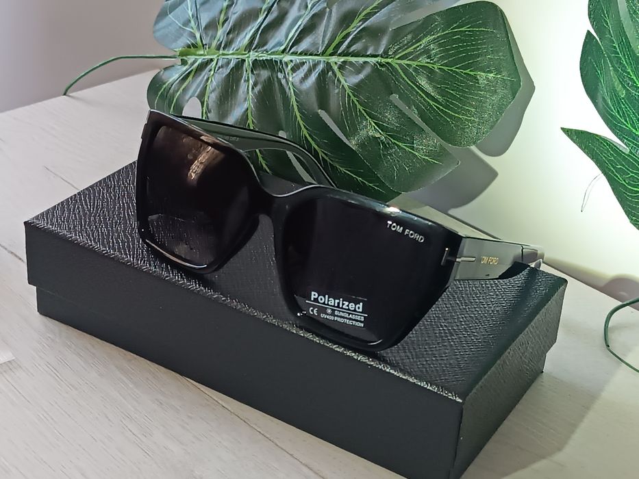 Брендові окуляри Tom Ford.