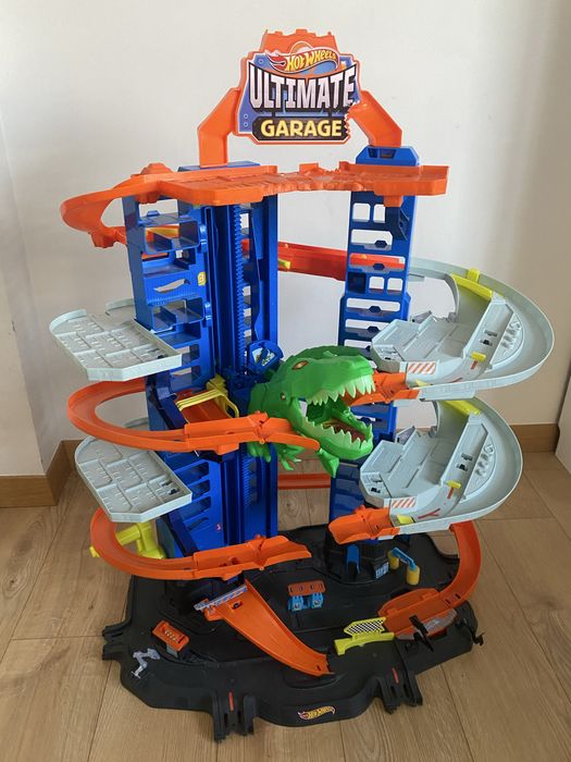Hot Wheels Mega Garaż T-Rexa – mało używany