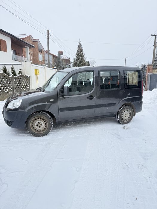 Продам авто Fiat Doblo