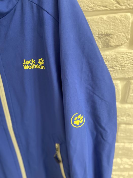 Куртка ветровка Jack Wolfskin. Размер L