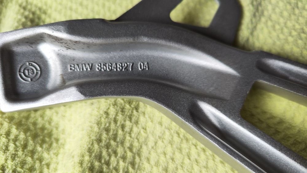 Suportes pousa pés BMW F750 GS / F850 GS