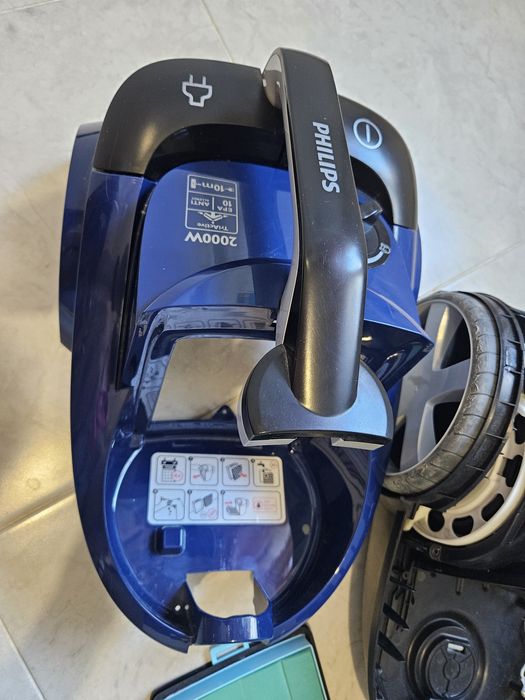 Пилосос Philips FC 8761 на запчастини