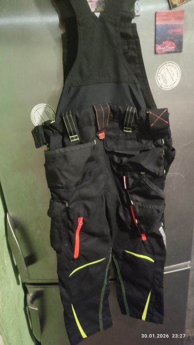 NOWE ogrodniczki Strauss dla chłopca 98/104