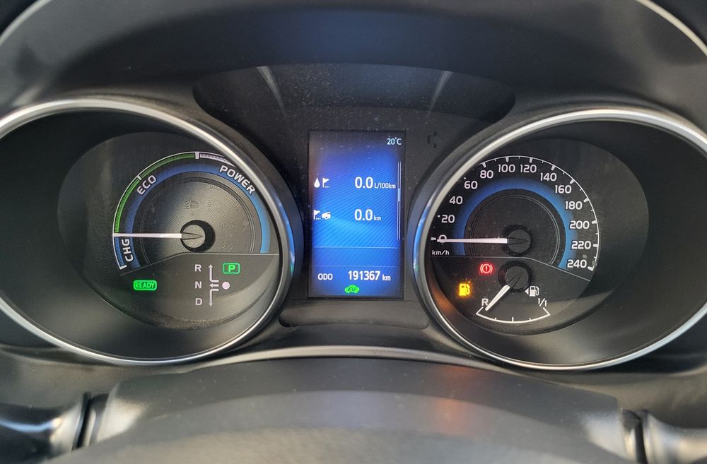 Toyota Auris Touring Sports 1.8 HSD Confort