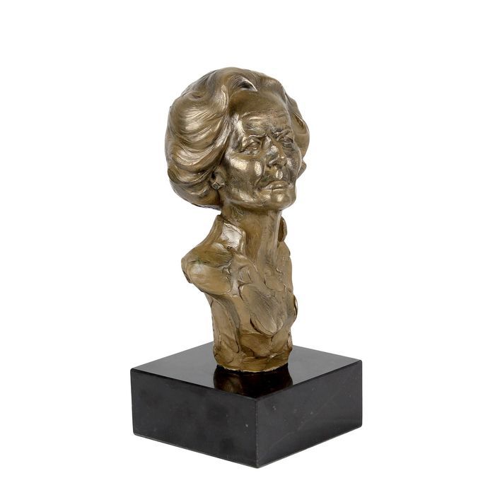 Margaret Thatcher popiersie znanego człowieka Art-Dog