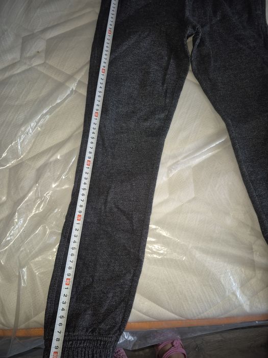 Продам 2і пари штанів 158см на флісі