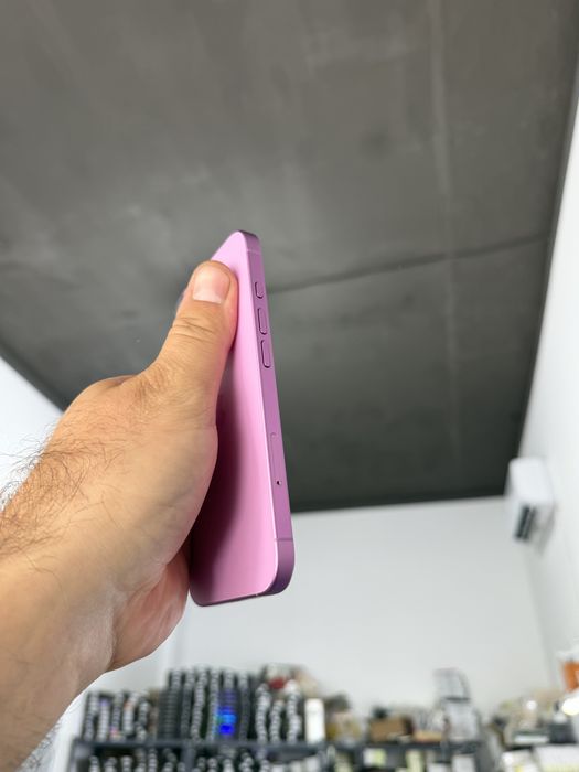 Apple Iphone 16 128 gb рожевий 100% айфон 16 фіз сім