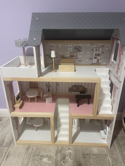 Domek dla lalek duży drewniany