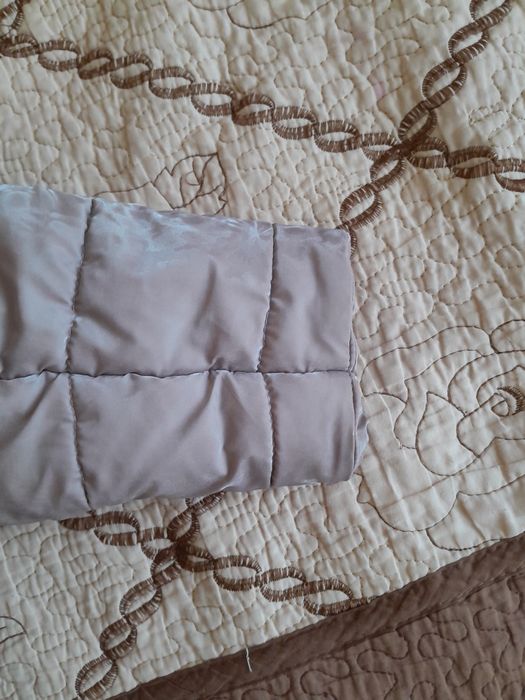 Продам зимову курточку
