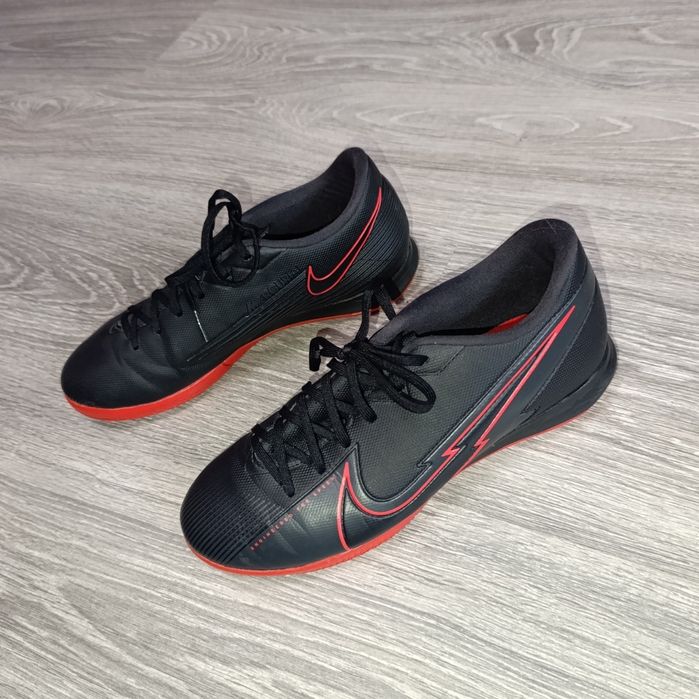 Футзалки Nike Mercurial Vapor 13 Academy IC