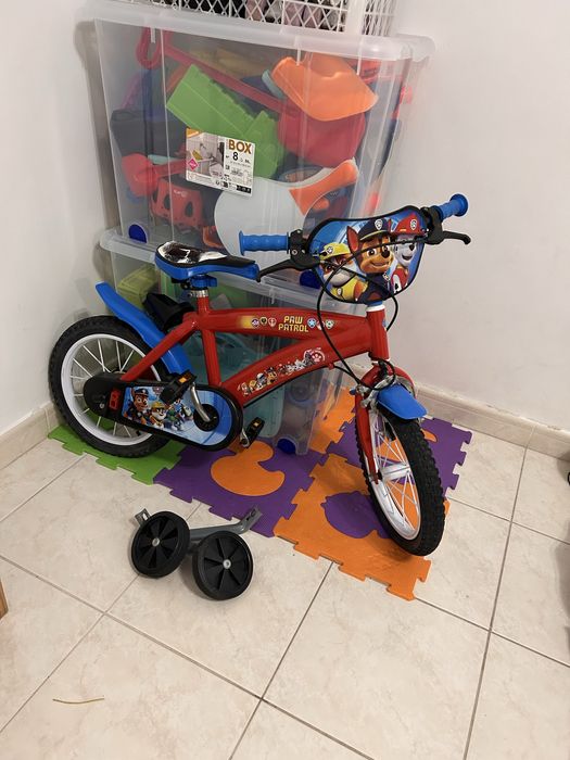 Vendo bicicleta infantil menino
