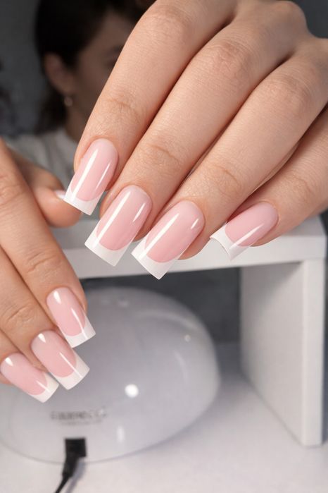 Шукаємо моделей на маникюр ЦЕНТР