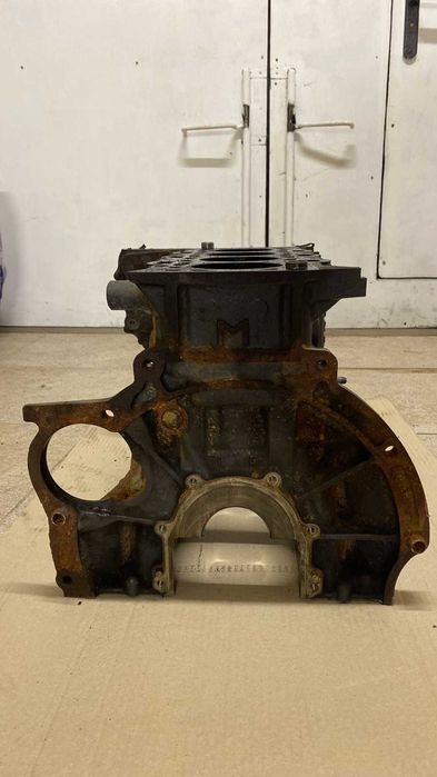 Блок цилиндров двигателя D4HA M/T