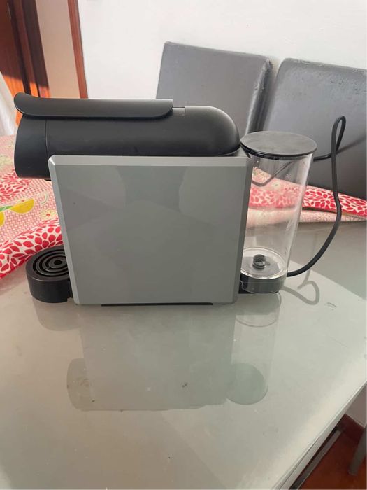 Máquina de café Delta Q mini Qool como nova