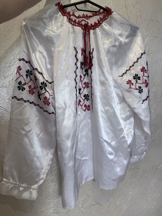 Вишита сорочка..