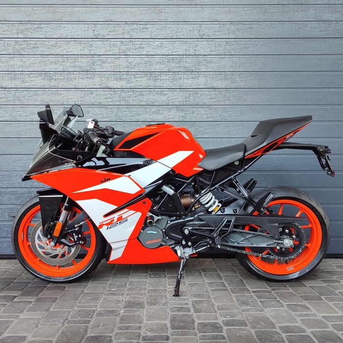 Продам мотоцикл KTM RC125 (7897)