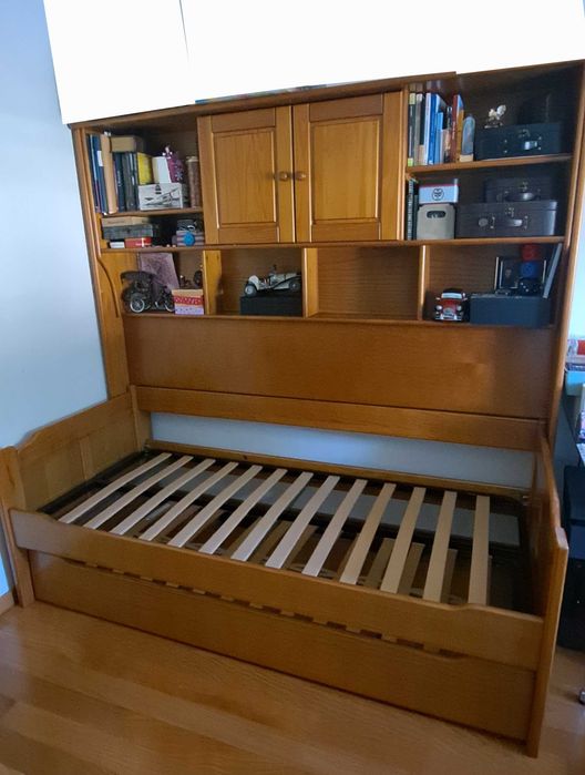 Cama dupla com móvel em pinho maciço como NOVO