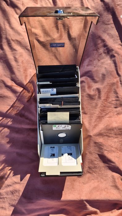 78 Dyskietek Commodore 5,25