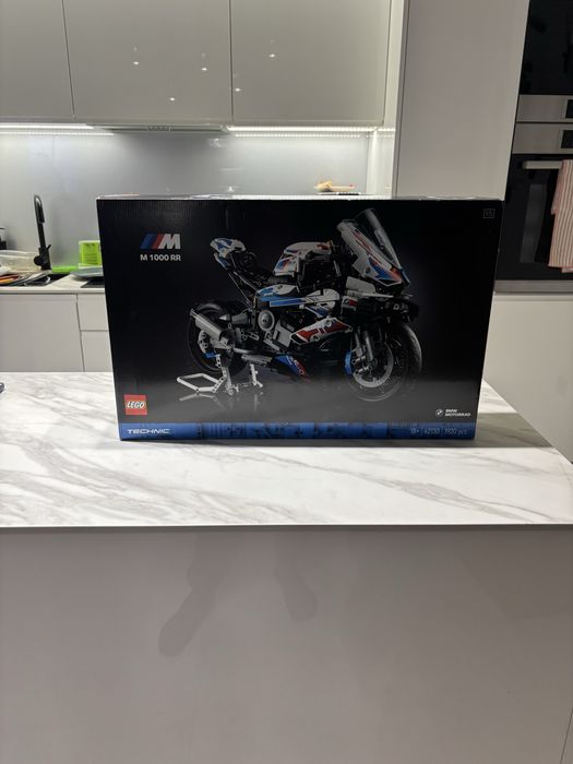 LEGO Technic 42130 BMW M 1000 RR nowy nieotwierany