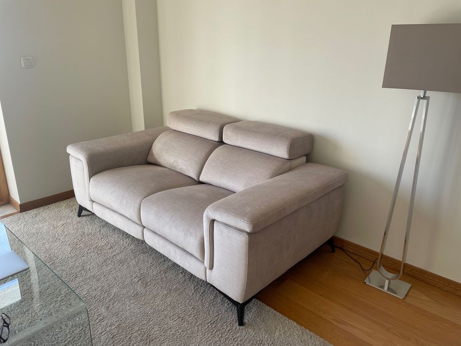 Sofá de 2 lugares com relax eléctricos, como NOVO