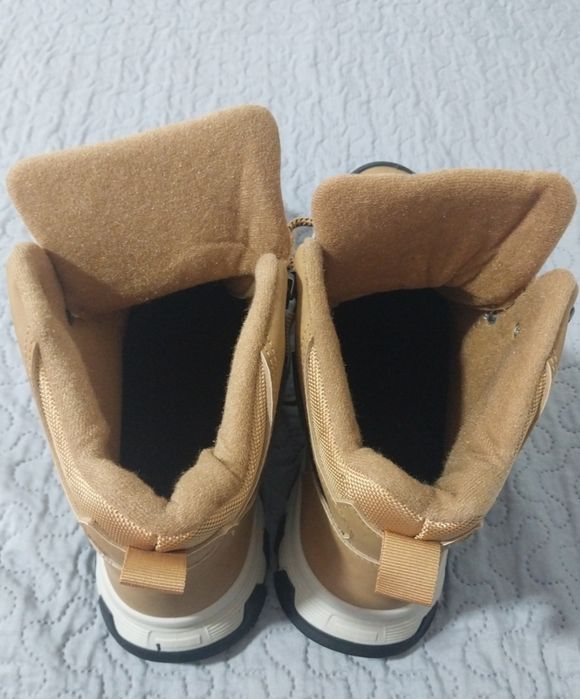 Sapatilhas Novo ,sem uso , Tamanho 44