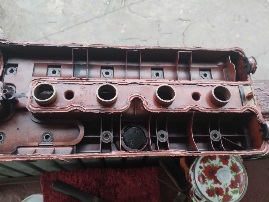 Клапанна кришка Опель вектра в