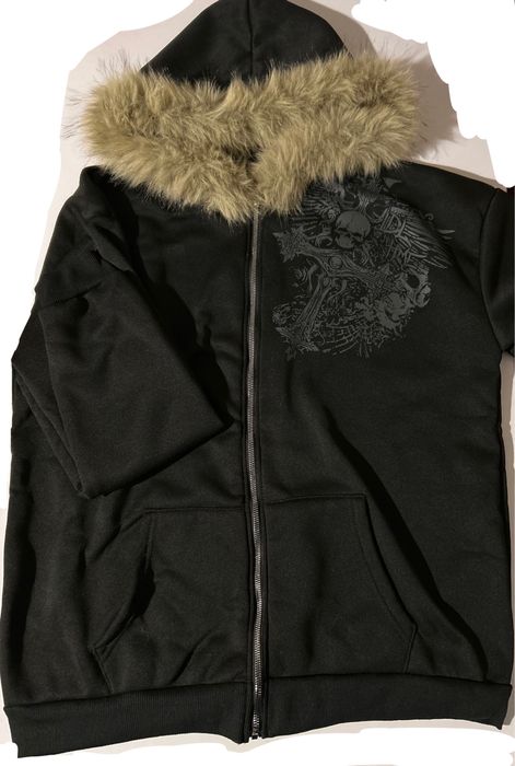 Кофта/зипка черная с мехом на капюшоне. Размер м
