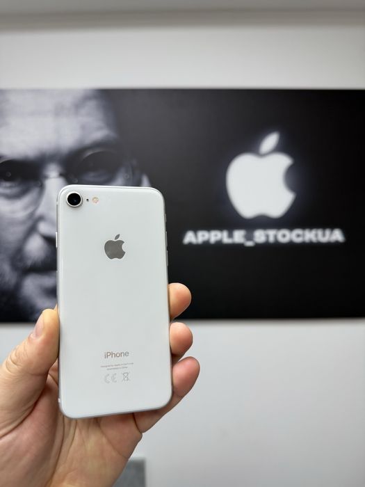 Продам Iphone 8 256 Silver